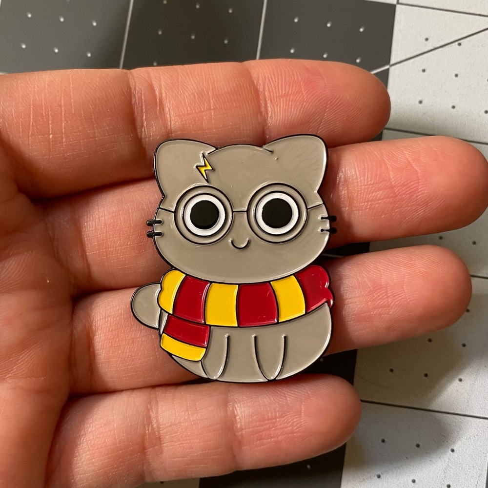 Harry Potter Cat Enamel Pin